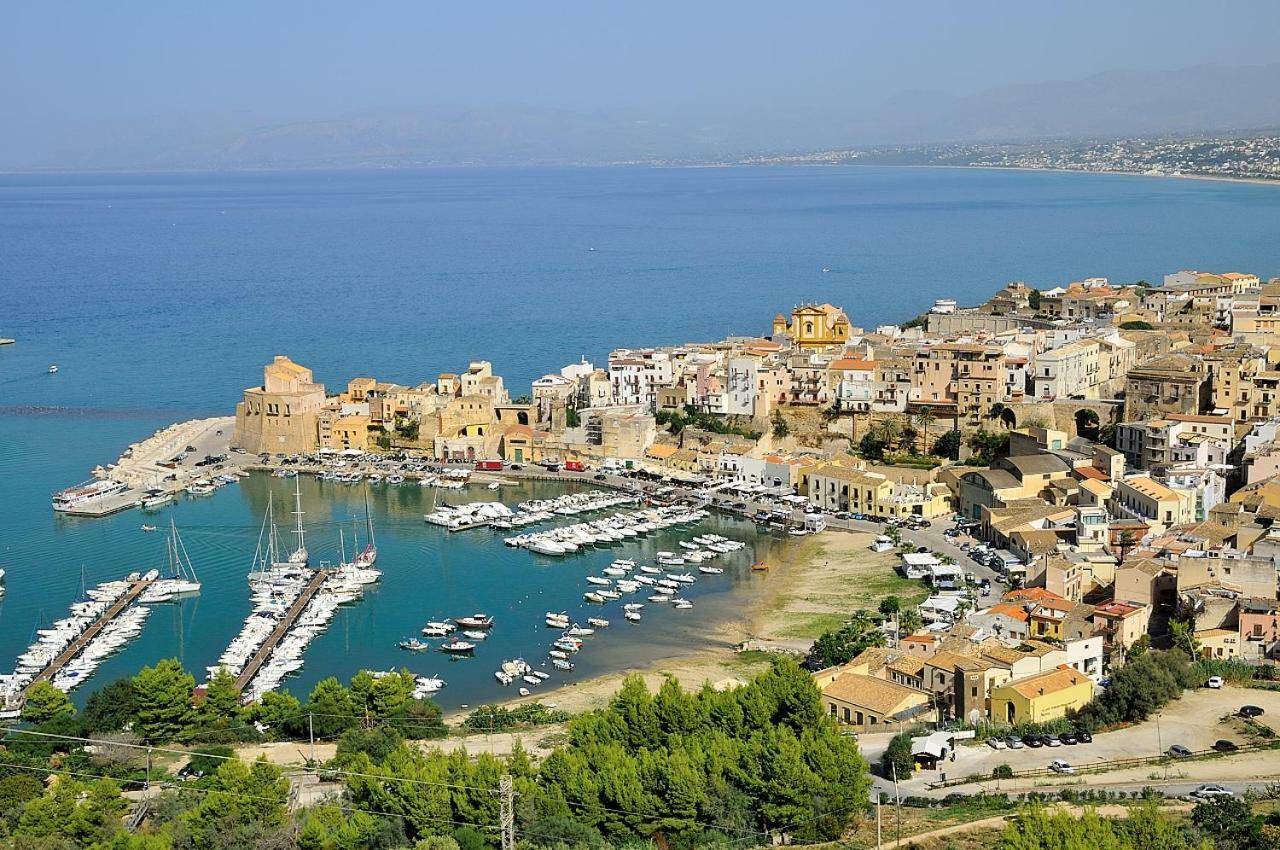 Appartamenti Cala Azzurra Скопело Екстериор снимка