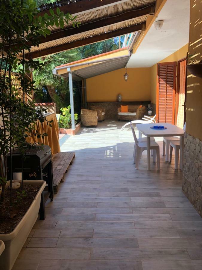 Appartamenti Cala Azzurra Скопело Екстериор снимка
